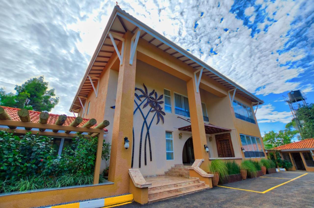 No 5 Boutique Hotel Limited عنتيبي المظهر الخارجي الصورة