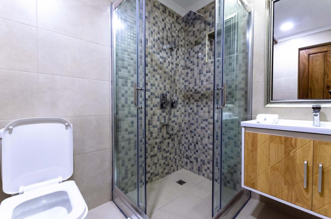 No 5 Boutique Hotel Limited عنتيبي المظهر الخارجي الصورة
